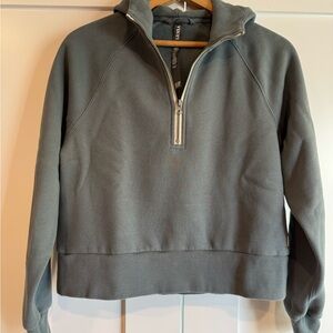 Vuori Half-Zip Hoodie in Slate Gray